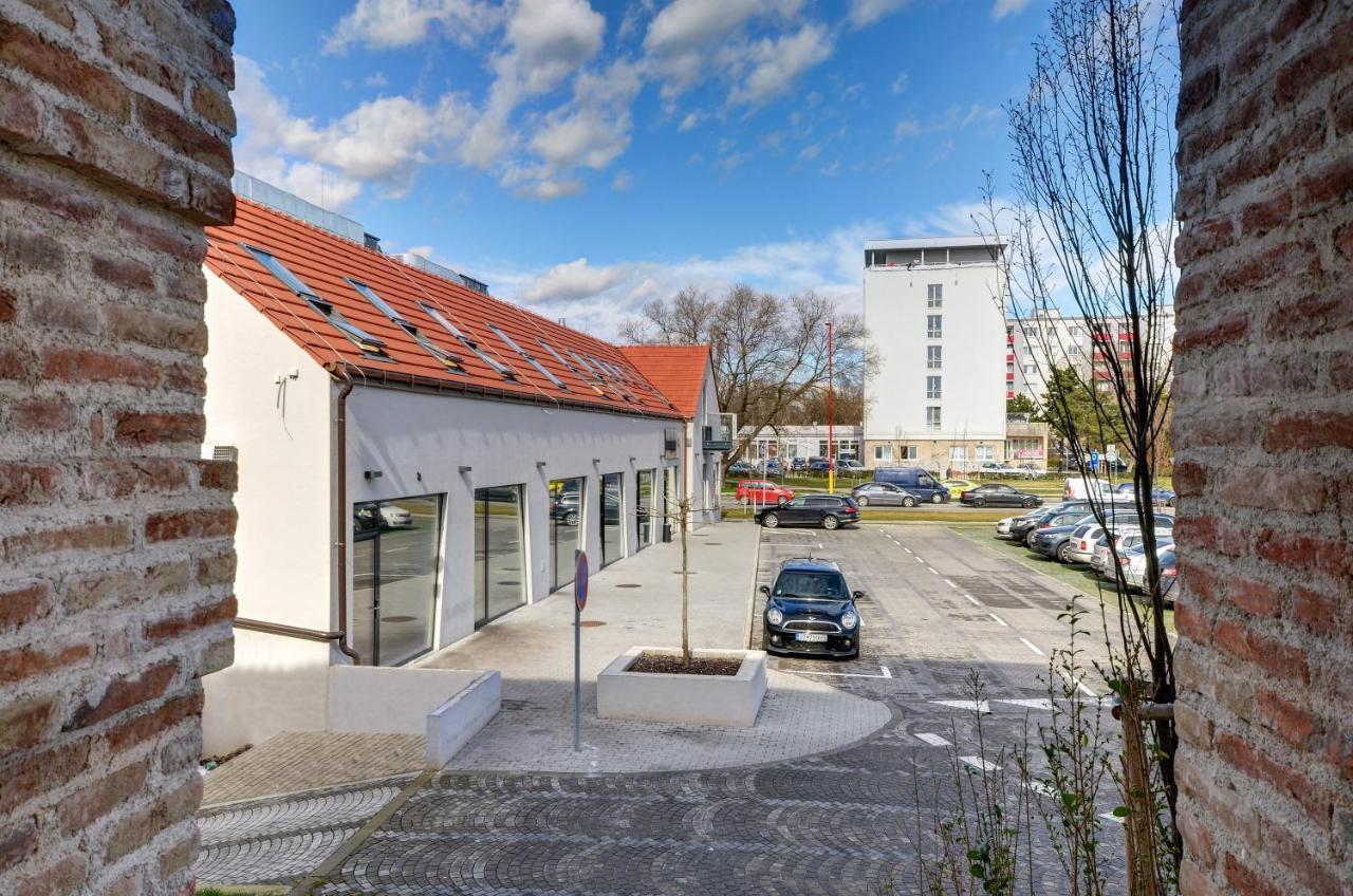 Penzion Elements Trnava Exteriör bild